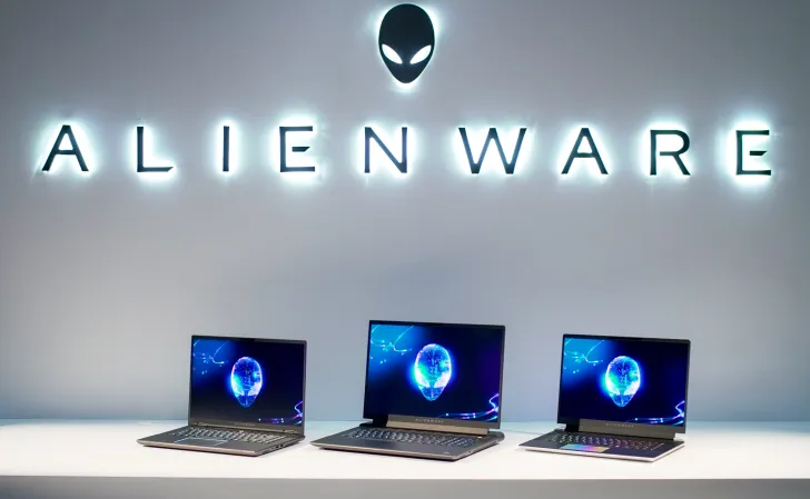 Alienware x16 R2